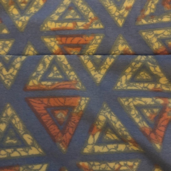 OS Lularoe Triangle Leggings - Picture 3 of 3